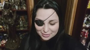 НЕБОЛЬШОЙ АНТРАКТ ▴ ВЕДЬМИНА ИЗБА. ИНГА ХОСРОЕВА