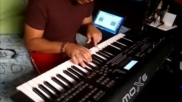 Coldplay - Yellow / Instrumental / Saulo Castro смотреть онлайн