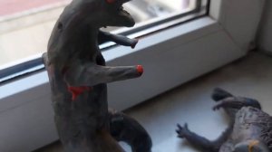 гадзилла против кин конга из пластилина