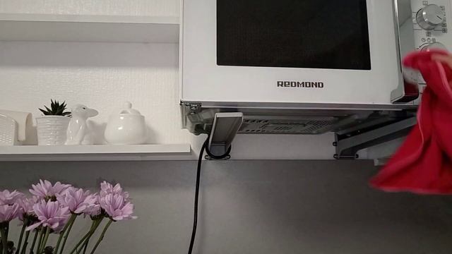 УБОРКА кухни за пару минут при помощи волшебных салфеток!? смотреть онлайн