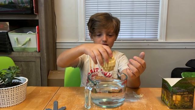 Calvin attempts to open a Minecraft Mine Kit (with a framing hammer) SAFETY GOGGLES ADVISED смотреть онлайн