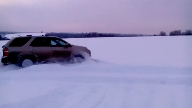 Гремячий ключ,Акура MDX 01 в снежном поле смотреть онлайн