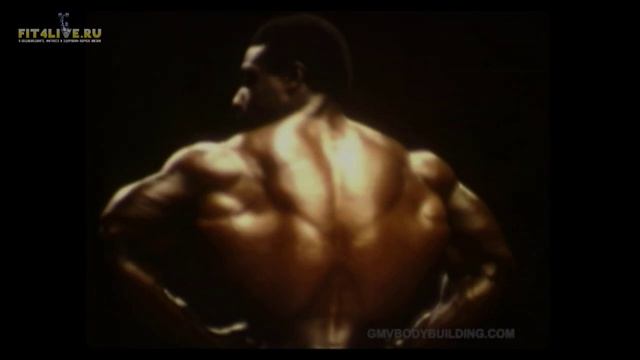 Барбадосский бомбардировщик Рой Каллендер. Забытая звезда золотой эры бодибилдинга (Roy Callender) смотреть онлайн