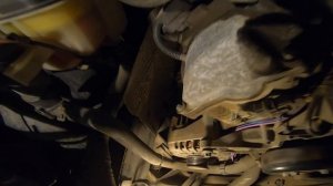 КАК СНЯТЬ ШКИВ КОЛЕНВАЛА на двигателе мерседес мотор m112