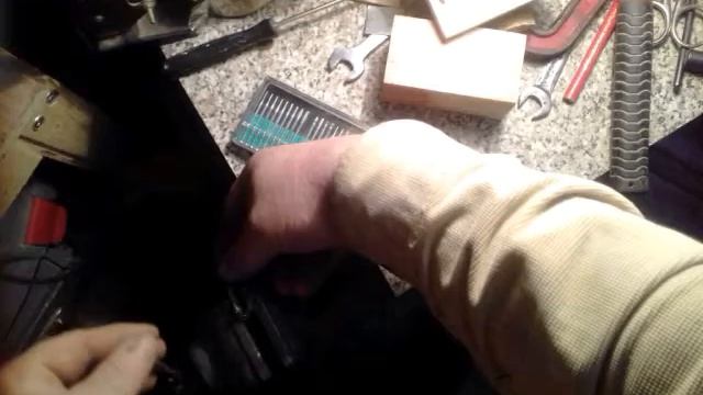 Показываю свой процесс точения пальчиковой фрезы по дереву смотреть онлайн