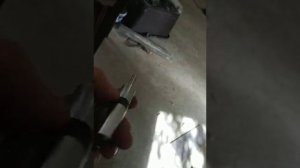 Дверной замок заедает, клинит личинку, ключ очень тяжело вращается. Как можно это исправить.