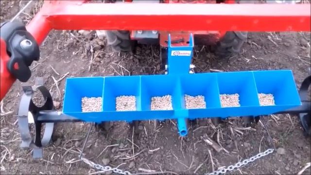 Сею ГОРЧИЦУ с ГОРОХОМ сеялкой СМ 6 ПАХАРЬ смотреть онлайн
