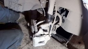 Шкода Октавия Тур замена передних стоек