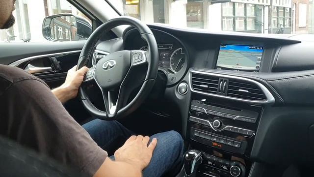Infiniti Q30 1.6 t manual 2018 (Mercedes GLA) смотреть онлайн