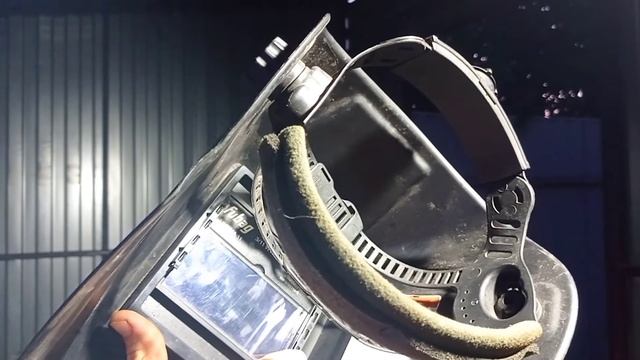 ДЛЯ СВАРЩИКОВ С ПЛОХИМ ЗРЕНИЕМ смотреть онлайн