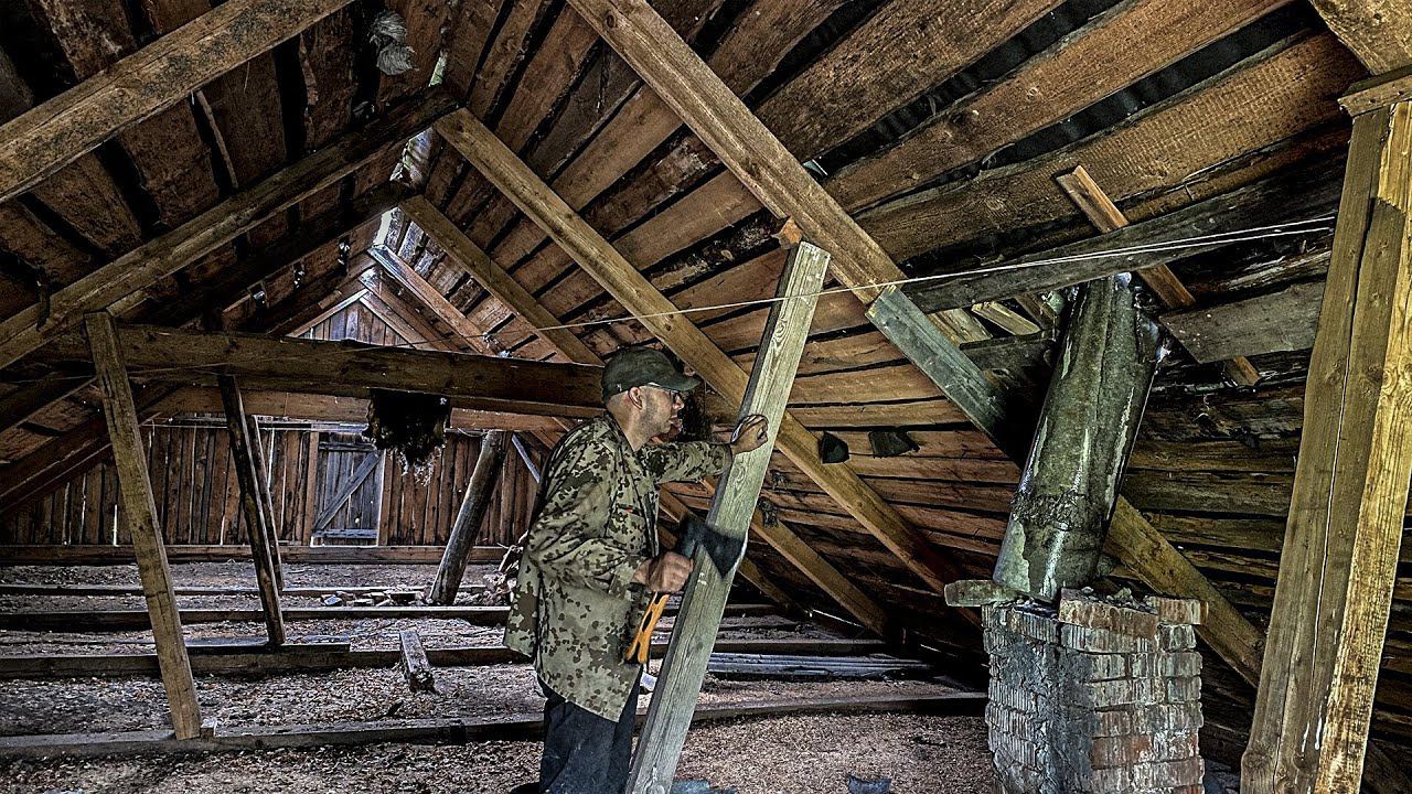 Пыльная работа на чердаке разбираемого дома. Новоселье на хуторе смотреть онлайн