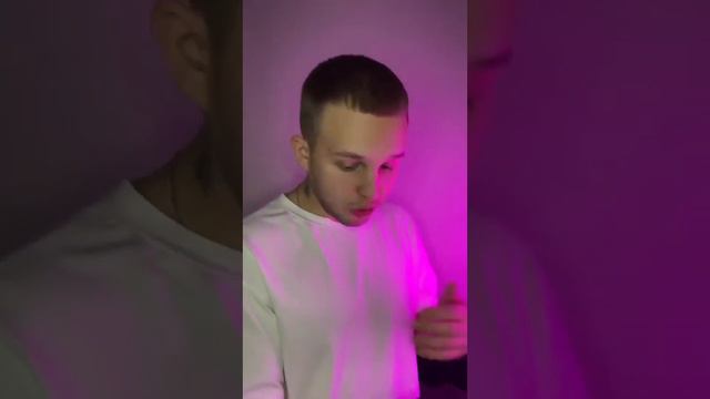 Пранк голусом донил дака в головомом чате! смотреть онлайн