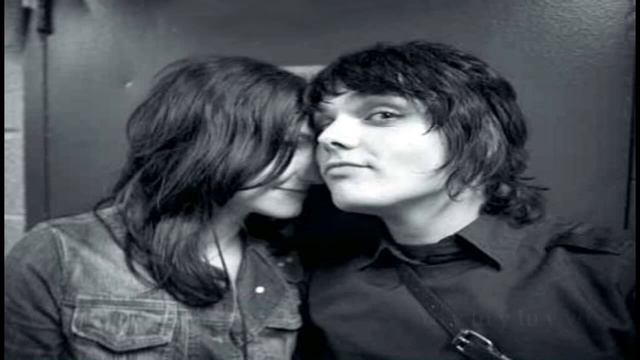 Happy Together - Gerard Way Ft Ray Toro (Sub Esp)