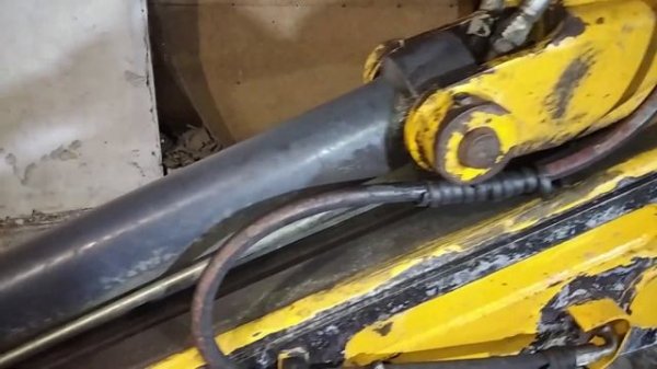 Ремонт экскаватора-погрузчика TEREX 860 Fermec часть 1