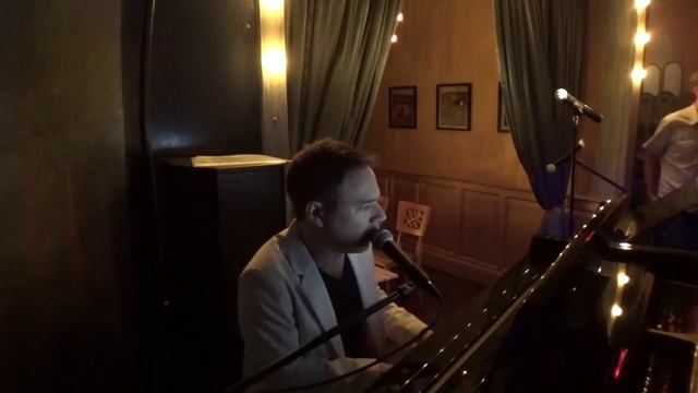 The Oracle Show - One More Try смотреть онлайн