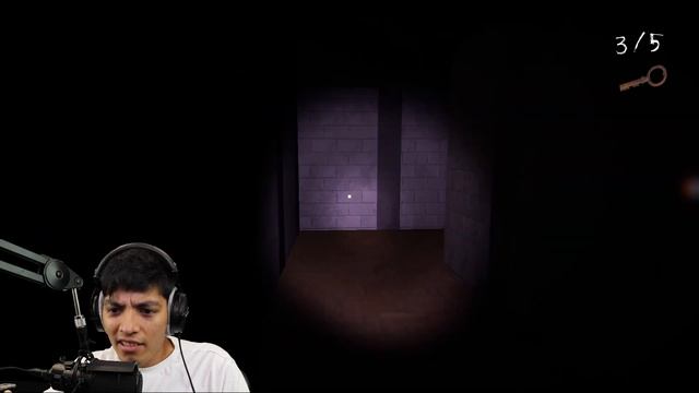 ESCAPE Selene Delgado Horror Game *CURSED FACE CHASES ME* смотреть онлайн