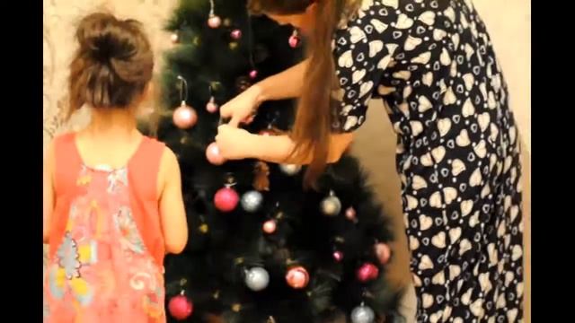 Детки Конфетки. Как мы украшали елочку. смотреть онлайн