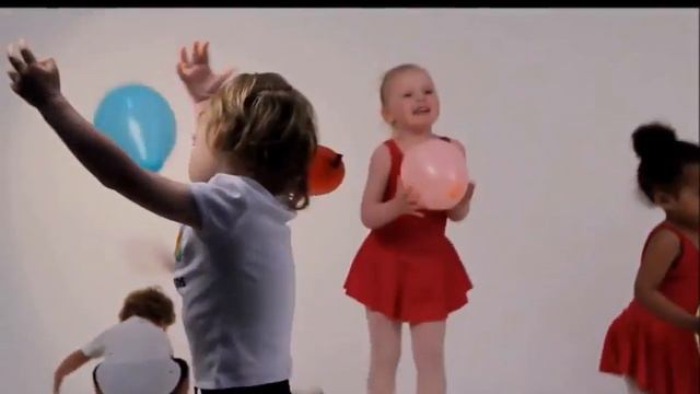 HAPPY DANCING Yo Gabba Gabba, I'm So Happy, The Salteens смотреть онлайн