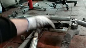 задний сальник коленвала / Ford Explorer 5