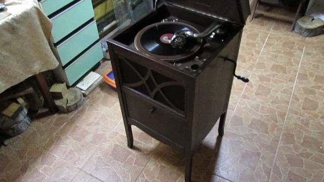 HMV145 playing смотреть онлайн