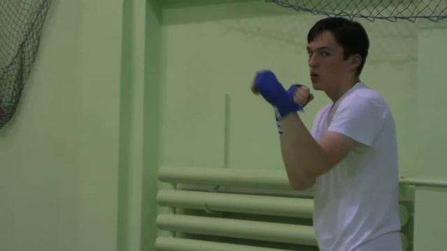 Спортивный проект "КОСМА ЗА СПОРТ" / Треня по боксу / Фитнес / 13 декабря 2015 год / Калининград смотреть онлайн