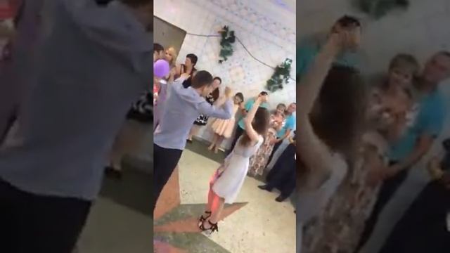 На Свадьбе пьяный Танец Джигита ) смотреть онлайн