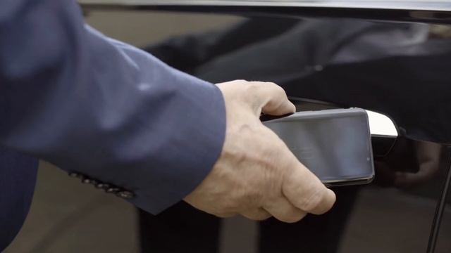 Audi through the ages: the Audi con­nect key смотреть онлайн