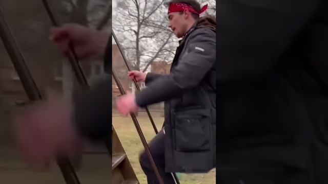 Сделал самолётик который летит на 100 метров! смотреть онлайн