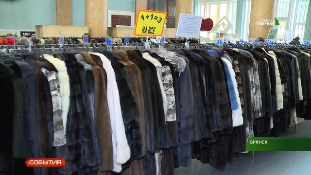 В ДК Железнодорожников открылась выставка-продажа шуб "Зимняя сказка" 6 11 19 смотреть онлайн