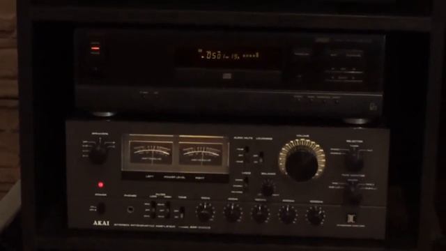 Akai AM-2950, Luxman D-225, Polk Audio Monitor 70, music - Richard Wright. смотреть онлайн