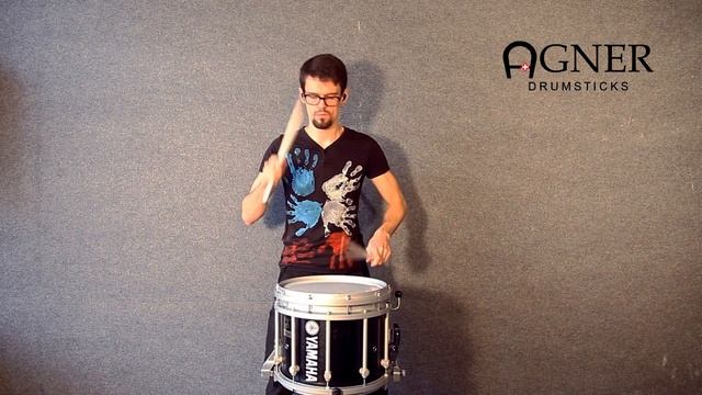 Stick Tricks - Marching snare drum solo /барабанное соло на маршевом барабане. смотреть онлайн