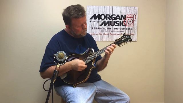 Gibson 1923 F5 Lloyd Loar Mandolin смотреть онлайн