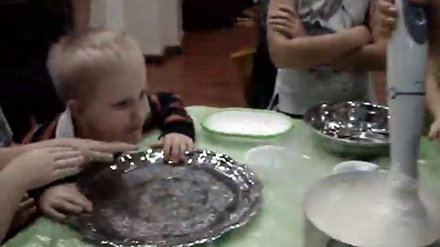 КРИО-МОРОЖЕНОЕ | Научное шоу с вкусным финалом | День рождения в научном стиле | Курган смотреть онлайн