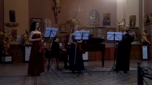 Vivaldi Concerto Fo 3 Violins In F-dur