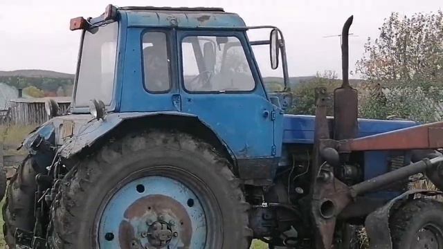 мтз80 разгружает телегу смотреть онлайн