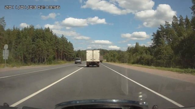 Запрещенный обгон по встречке трасса "Скандинавия" смотреть онлайн