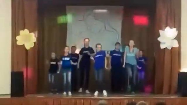 Еще одно выступление на день матери смотреть онлайн