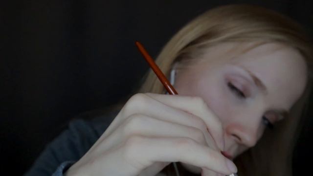 АСМР РИСУЮ НА ТВОЕМ ЛИЦЕ?ПРИКОСНОВЕНИЯ КИСТОЧКАМИ?️ ASMR I DROW ON YOUR FACE смотреть онлайн