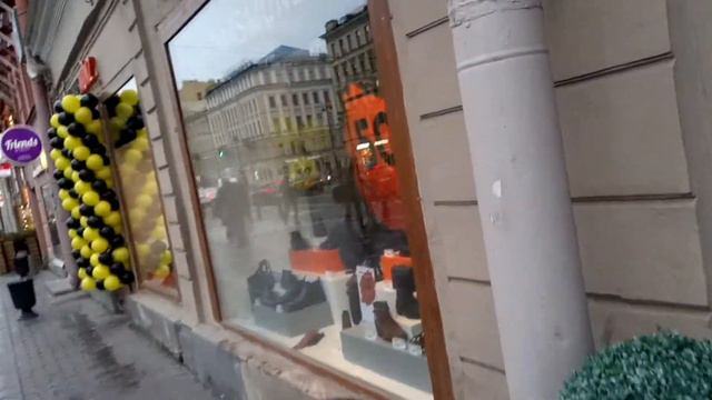 Невский проспект. Октябрь 2020 смотреть онлайн