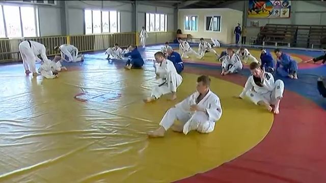Наши земляки привезли медали с чемпионата Европы по тхэквондо смотреть онлайн