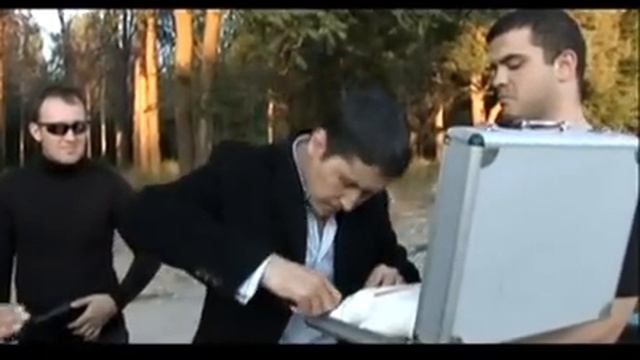 Большие люди - Баха и Рус "Товар" смотреть онлайн