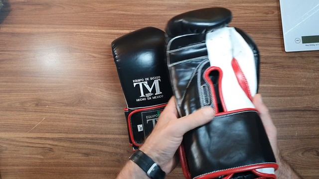 Boxeo TM Torres Medina Custom Boxing Gloves 14 oz-Обзор боксерских перчаток ТМ Торрес Медина смотреть онлайн