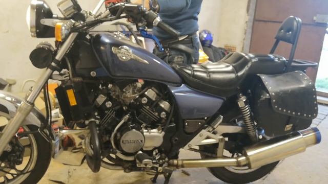 Мотоцикл Honda magna 500 1985г запуск смотреть онлайн
