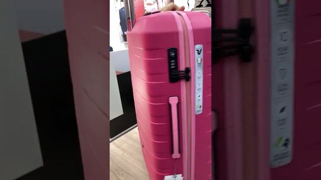 Видео обзор чемодана Box Young смотреть онлайн