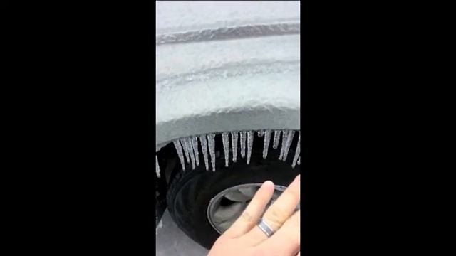 Breaking Ice Blocks Like A Boss смотреть онлайн