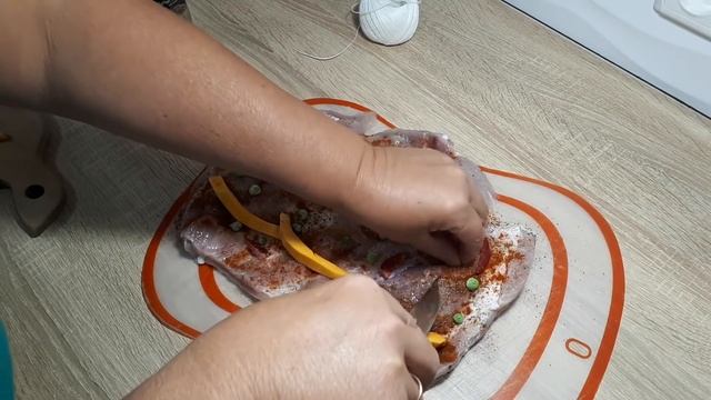 МЯСНОЙ РУЛЕТ "ПО -ДОМАШНЕМУ"- смотреть онлайн