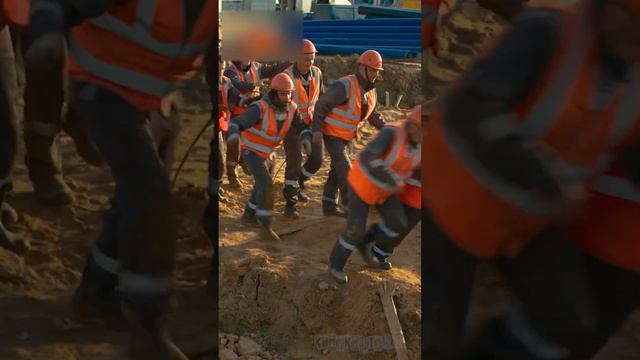 👷♂️👷♂️ Мужики просто хотят работать! | #кибердеревня смотреть онлайн