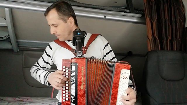 ''Ой чій то кінь стоїть'' смотреть онлайн