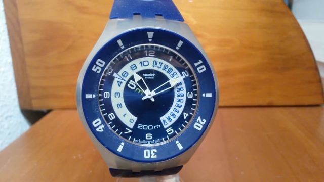 Reloj Swatch Fun Scuba Reproduciendo Un Buceo
