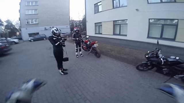 МотоВлог #22. Катаемся с девчонками. Викин новый мотоцикл.